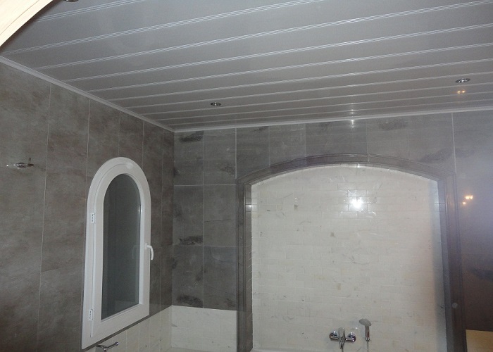 Faux Plafond en PVC